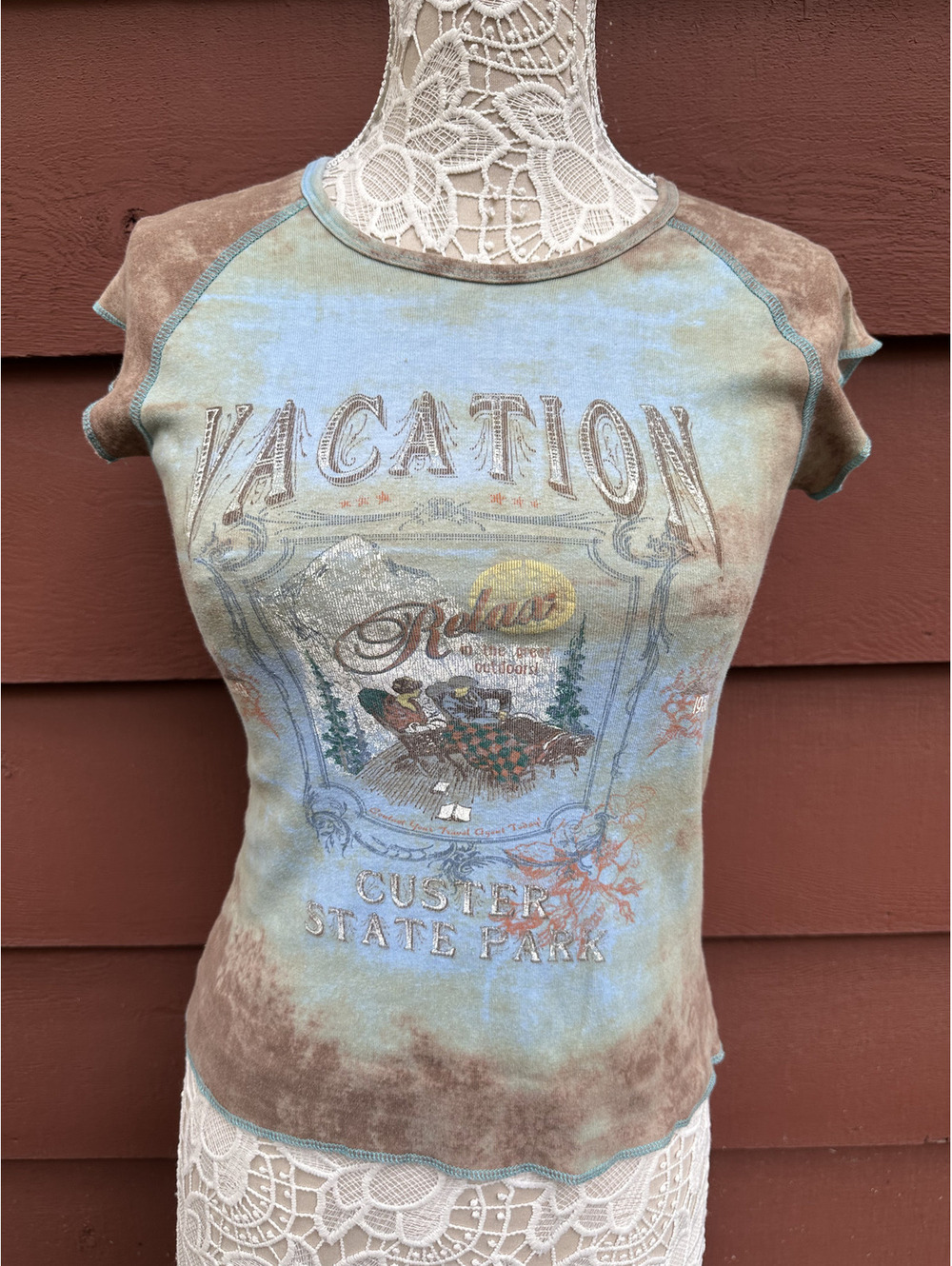 Creative Apparel Vintage Style Vacation Graphic Tee Cotton Blue Brown Tie